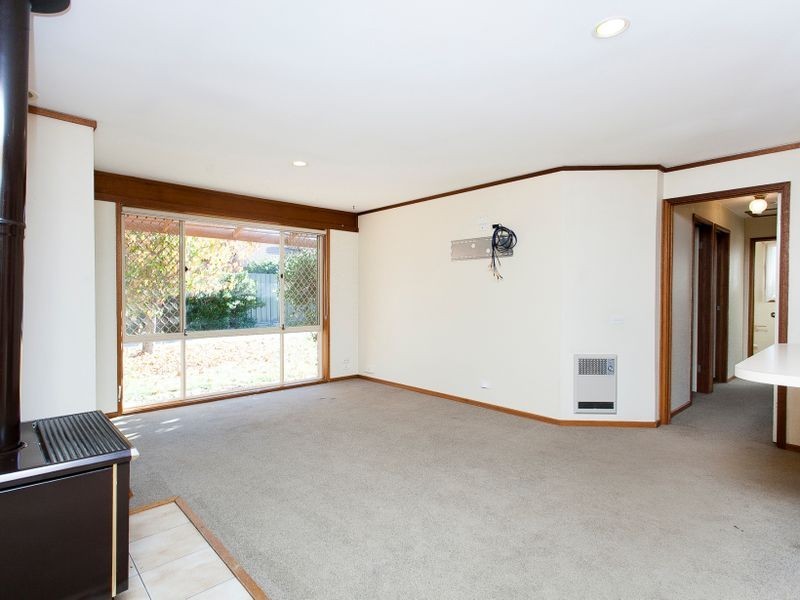 10 Firbank Close, Isabella Plains ACT 2905