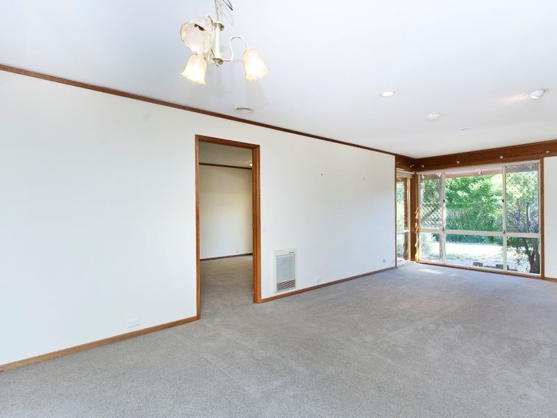 10 Firbank Close, Isabella Plains ACT 2905