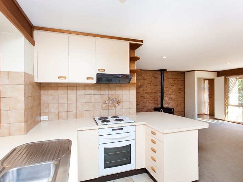 10 Firbank Close, Isabella Plains ACT 2905