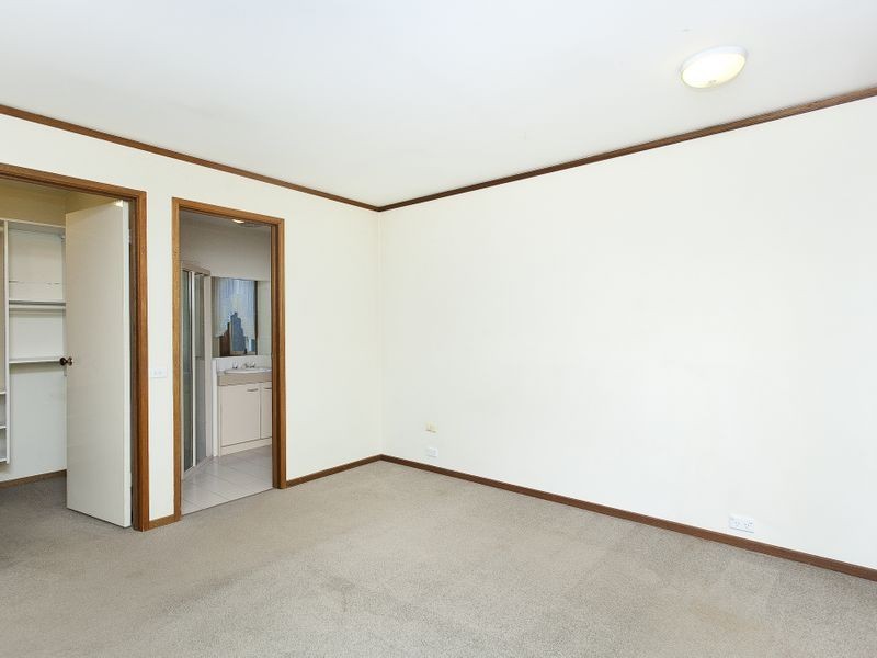 10 Firbank Close, Isabella Plains ACT 2905