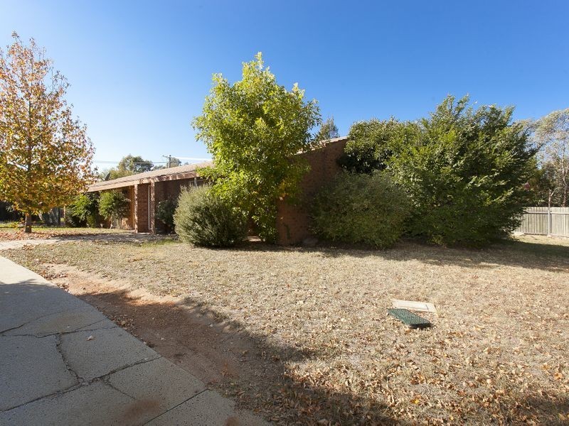 10 Firbank Close, Isabella Plains ACT 2905