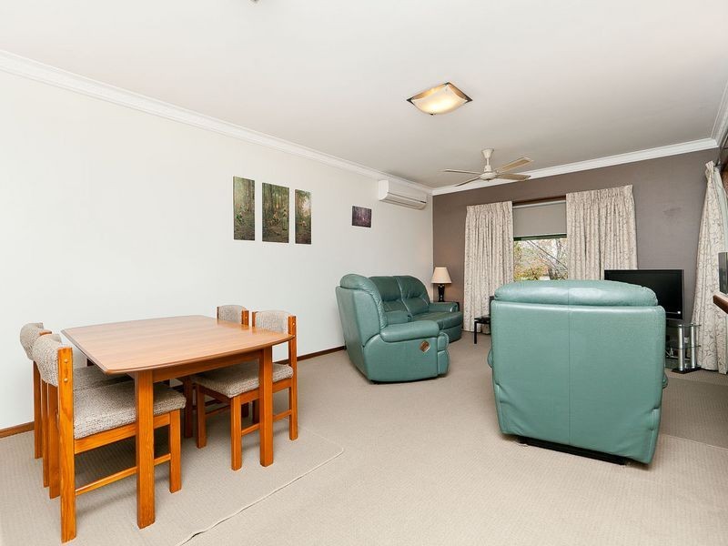 11 Whitty Crescent, Isaacs ACT 2607