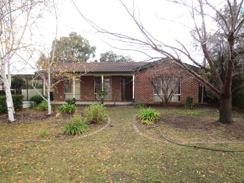 56 Clare Dennis Avenue, Gordon ACT 2906