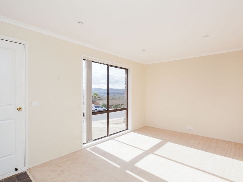 90 Outtrim Avenue, Calwell ACT 2905