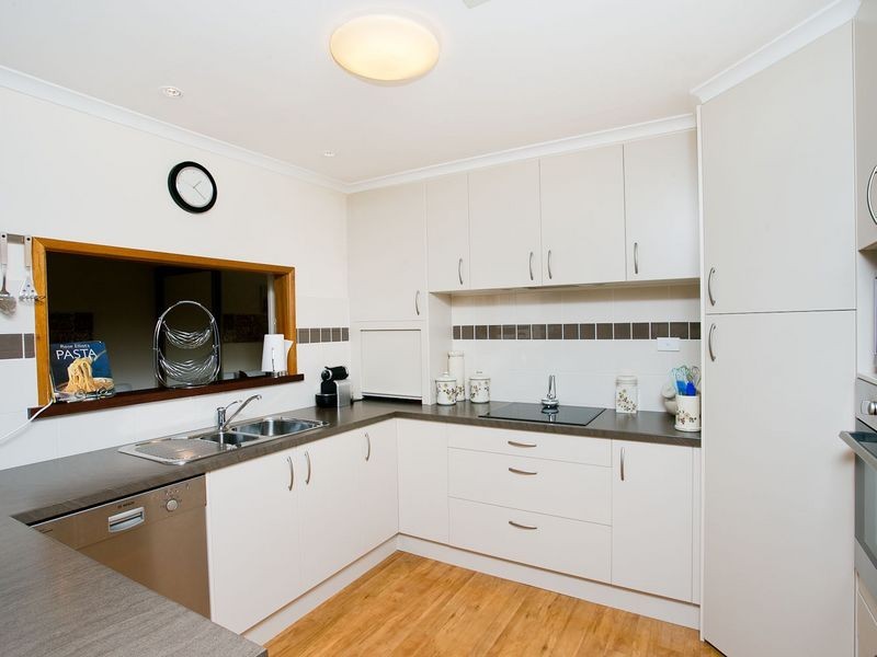 16 Charlton Crescent, Gordon ACT 2906