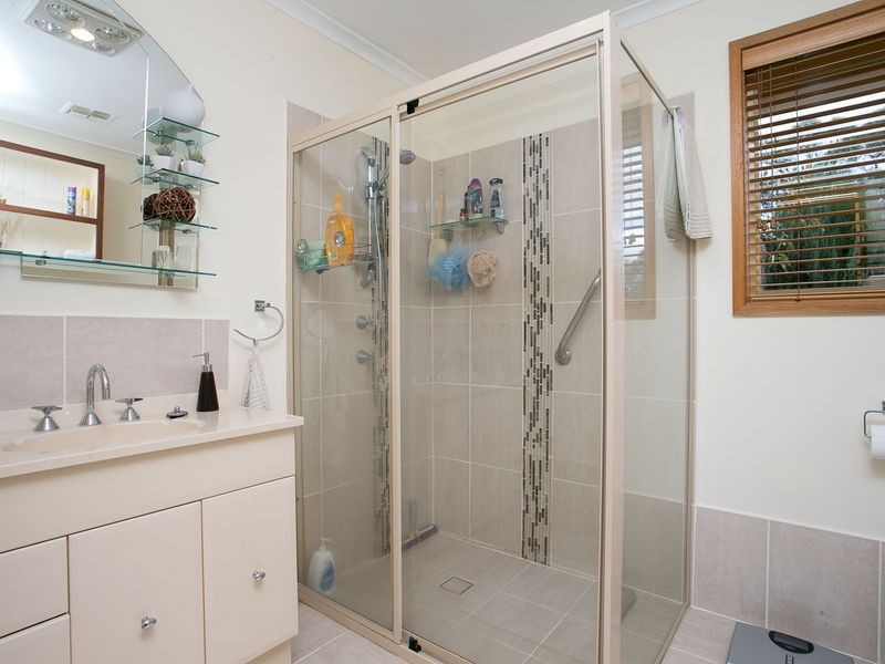 16 Charlton Crescent, Gordon ACT 2906