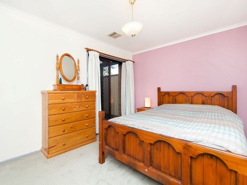 15 Beattie Crescent, Chisholm ACT 2905