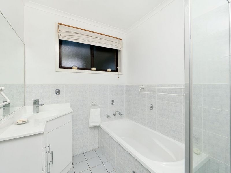 15 Beattie Crescent, Chisholm ACT 2905