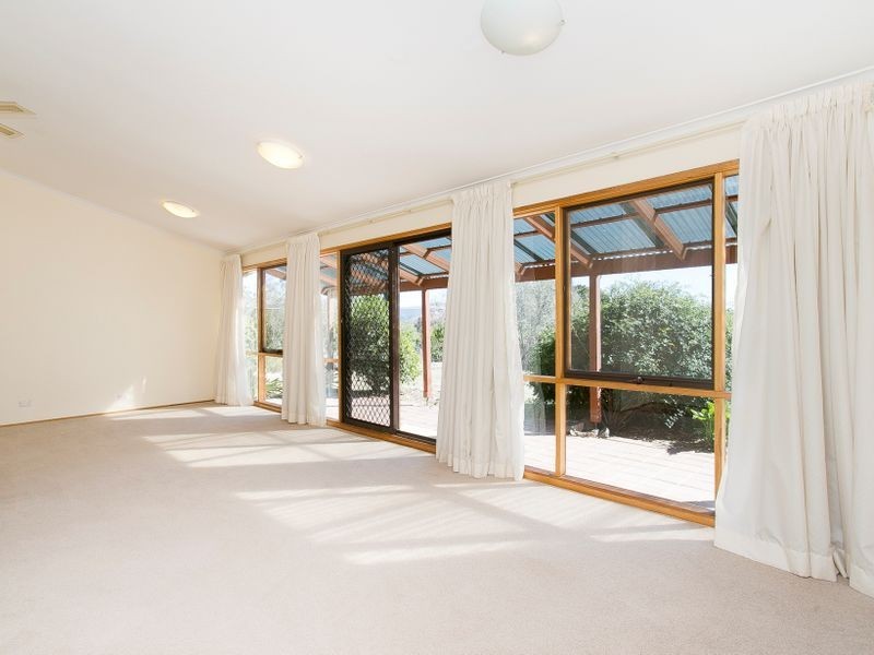 21 Holden Crescent, Wanniassa ACT 2903