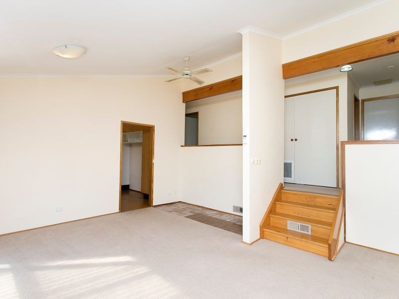 21 Holden Crescent, Wanniassa ACT 2903