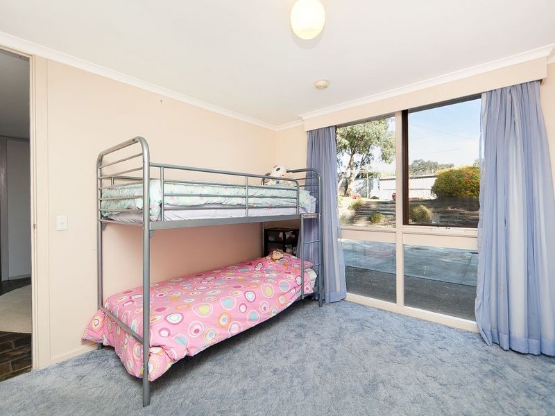 18 May Maxwell Crescent, Gilmore ACT 2905