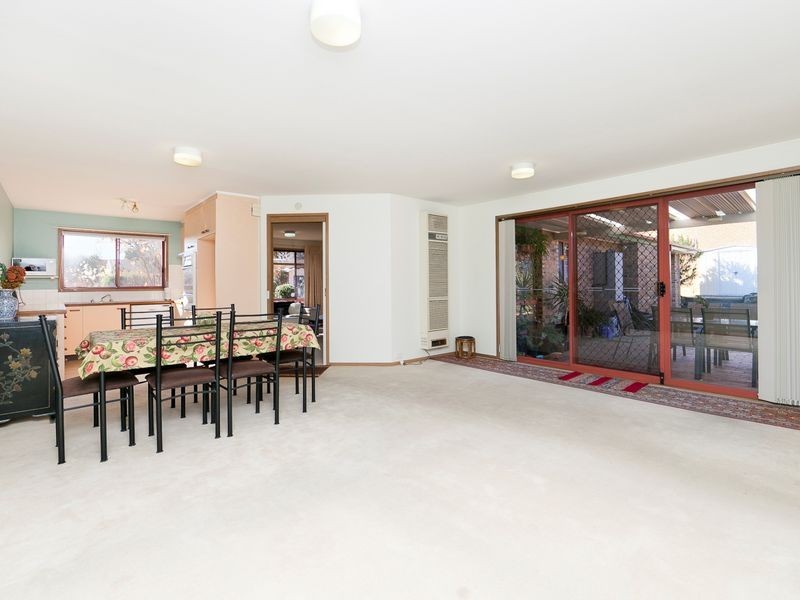 9 Wettenhall Circuit, Calwell ACT 2905