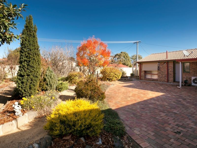 9 Wettenhall Circuit, Calwell ACT 2905