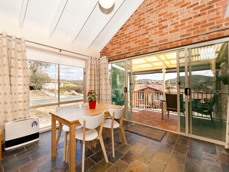 Unit 3/1A Doyle Place, Queanbeyan NSW 2620