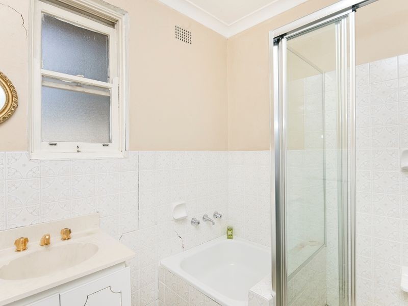 9 McIntyre Street, Narrabundah ACT 2604