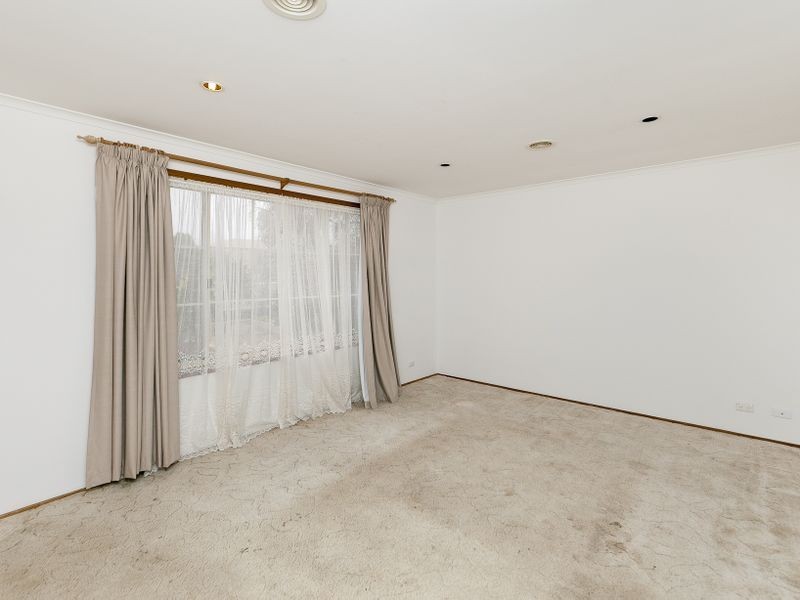 68 Tom Roberts Avenue, Conder ACT 2906