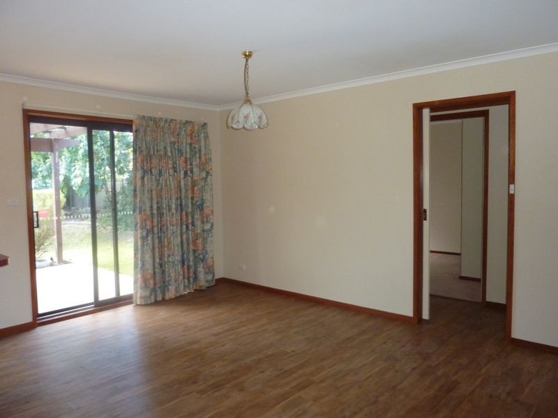 12 Pullar Place, Gordon ACT 2906