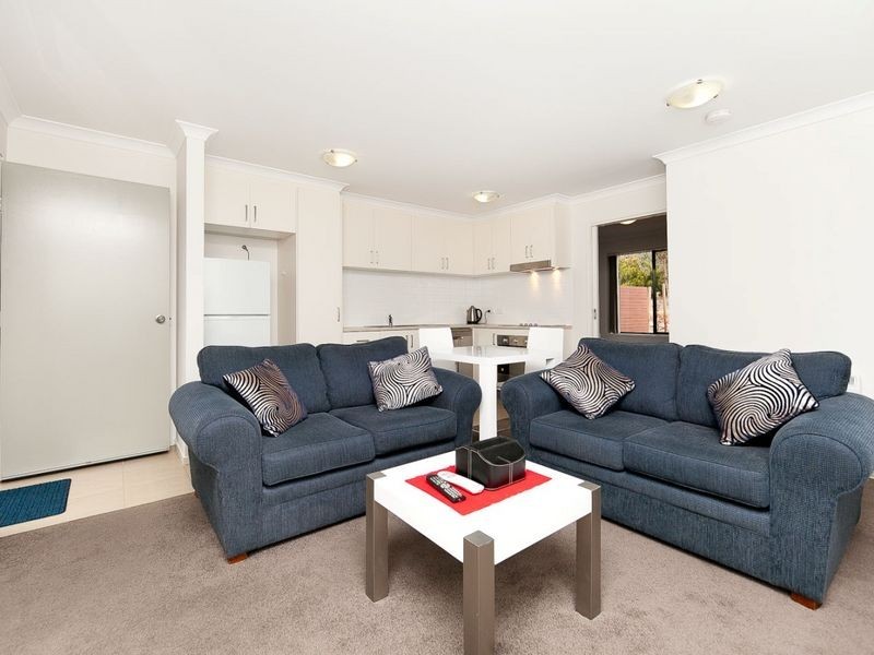 6/27 Whitmore Crescent, Watson ACT 2602