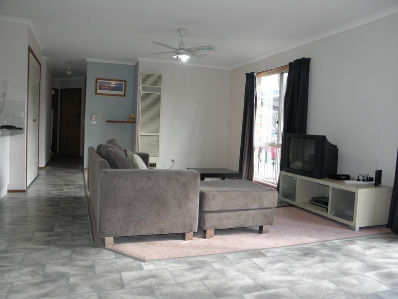 13 Chalker Crescent, Banks ACT 2906