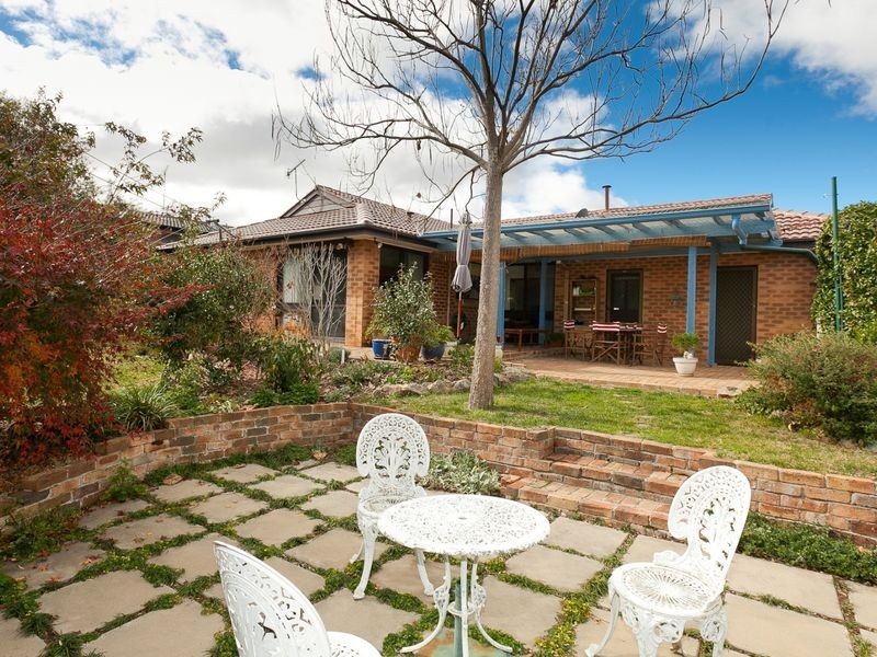 8 Goodsir Place, Chisholm ACT 2905
