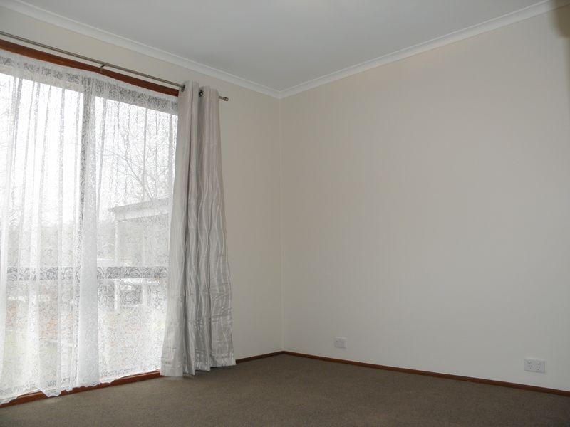 70 Tewksbury Crescent, Theodore ACT 2905