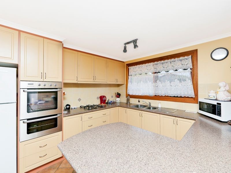 6 McCombie Street, Wanniassa ACT 2903