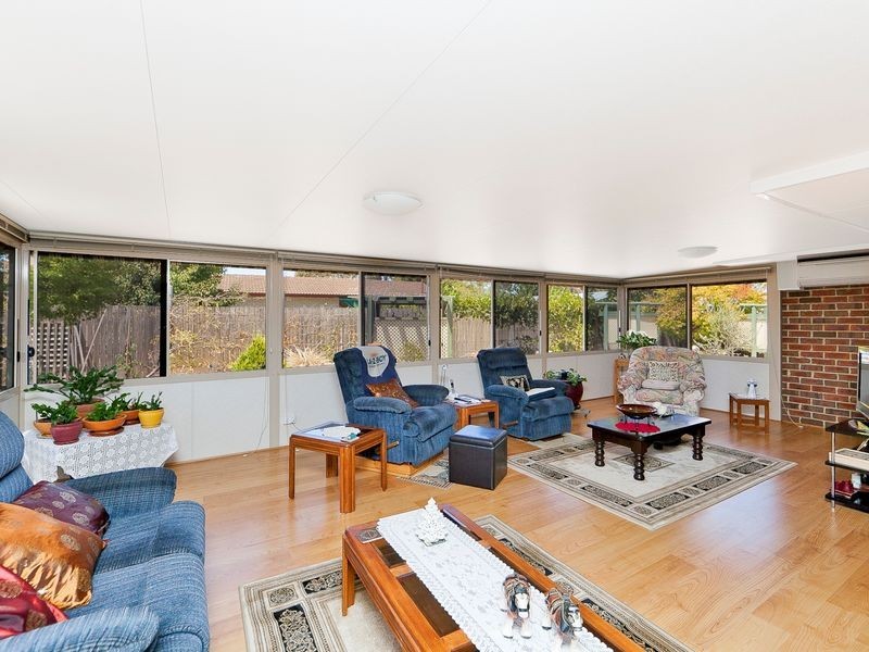 6 McCombie Street, Wanniassa ACT 2903