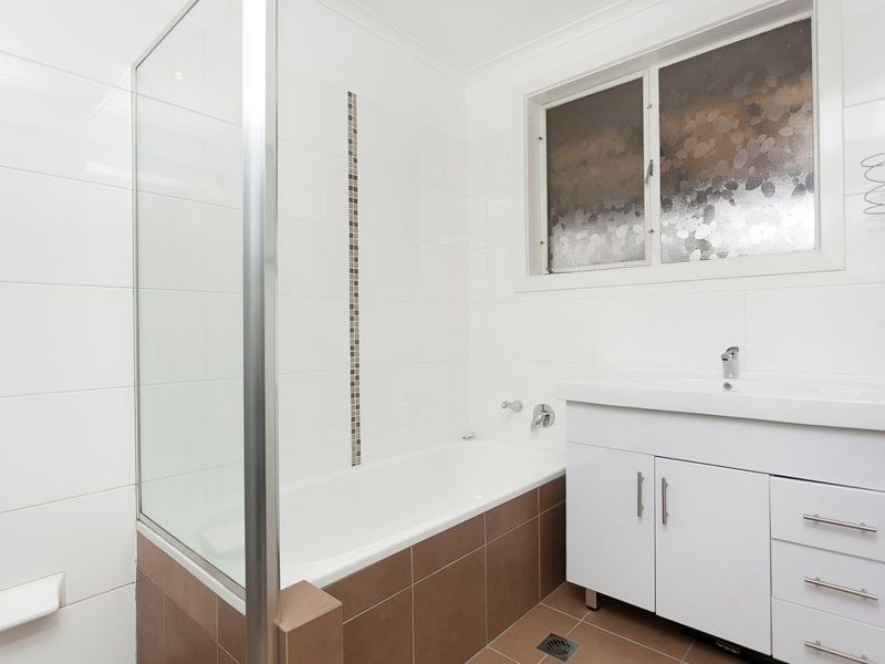 27 Percival Street, Holder ACT 2611