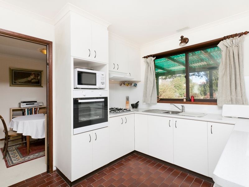 12 Main Close, Chisholm ACT 2905