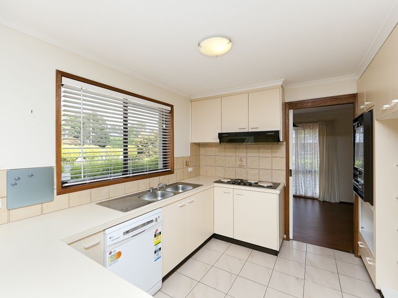2 Emily Bulcock Crescent, Gilmore ACT 2905