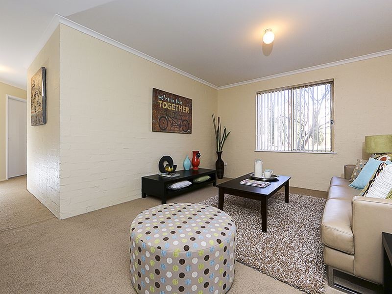 2/26 Chaseling Street, Phillip ACT 2606