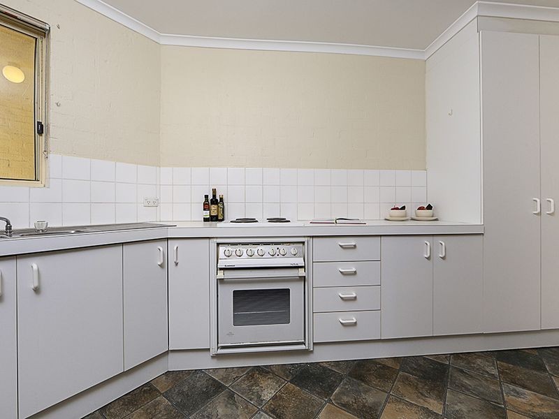 2/26 Chaseling Street, Phillip ACT 2606