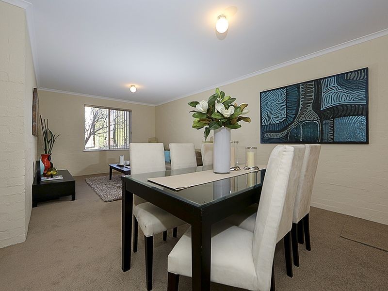 2/26 Chaseling Street, Phillip ACT 2606