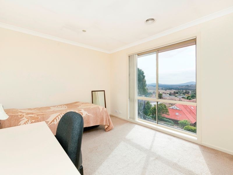 10 Staunton Place, Gordon ACT 2906