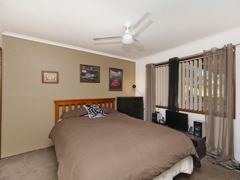 40 Mountain Circuit, Calwell ACT 2905