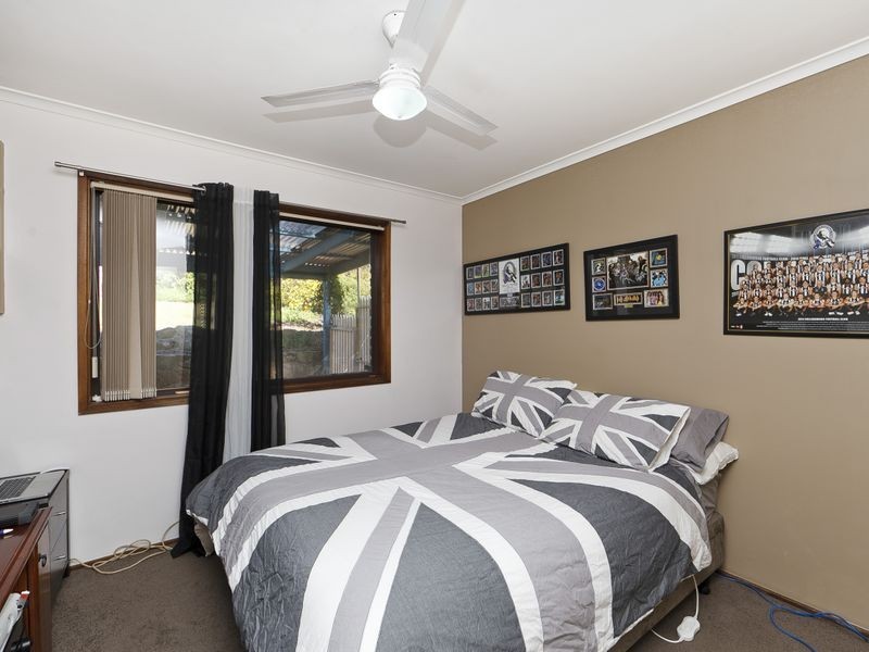 40 Mountain Circuit, Calwell ACT 2905