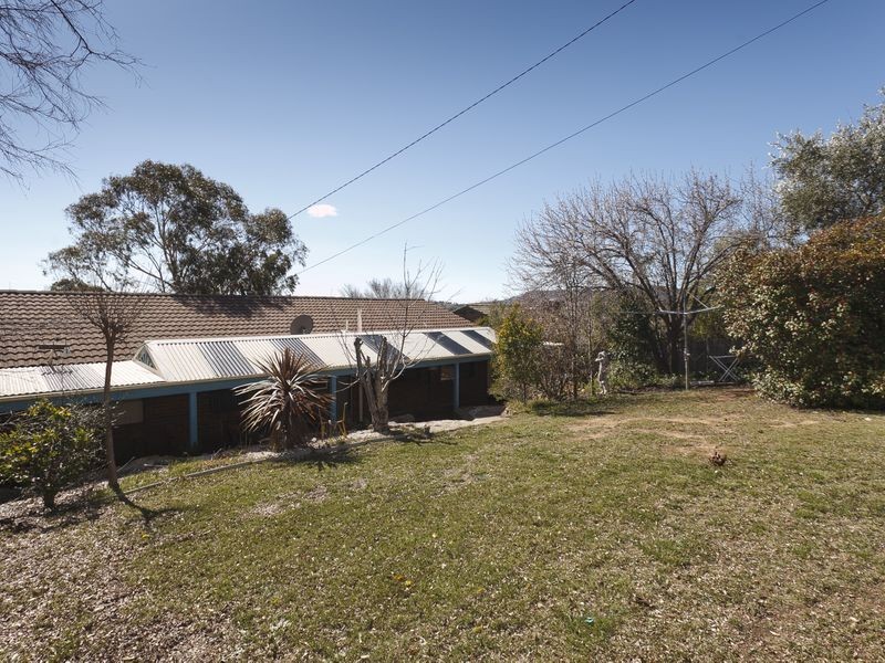 40 Mountain Circuit, Calwell ACT 2905