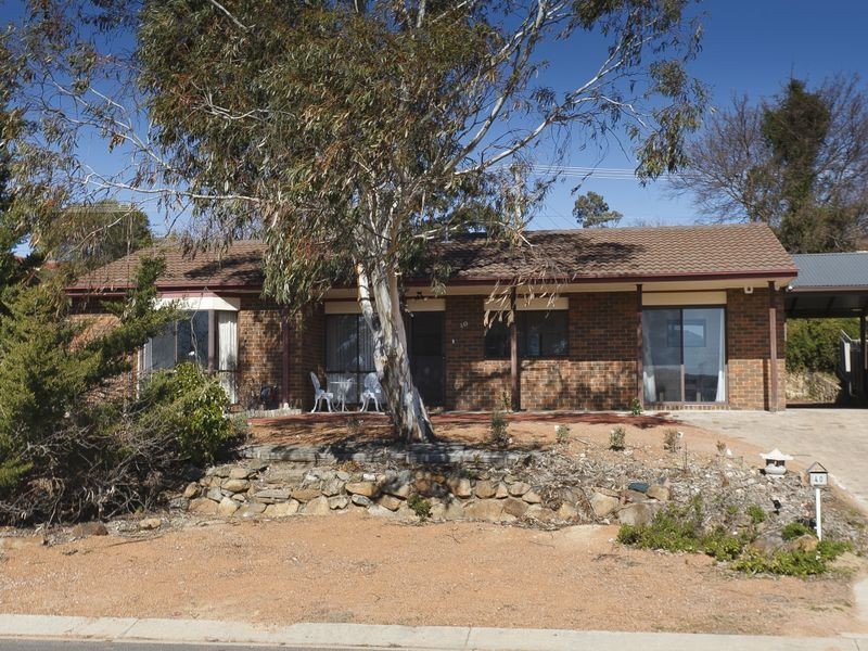 40 Mountain Circuit, Calwell ACT 2905