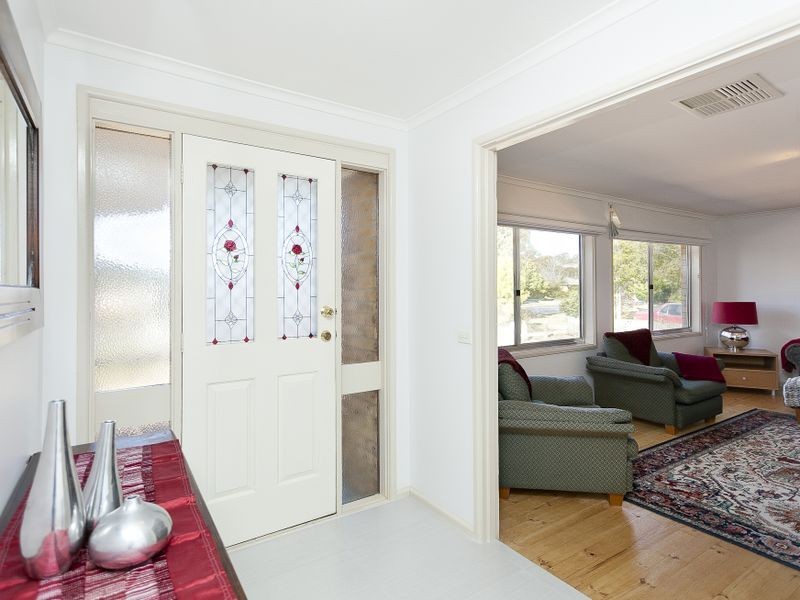 108 Namatjira Drive, Stirling ACT 2611