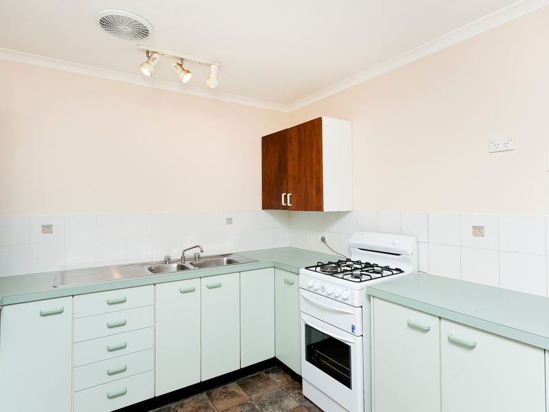 24/12 Burdett Crescent, Theodore ACT 2905