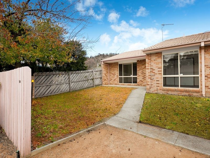 24/12 Burdett Crescent, Theodore ACT 2905