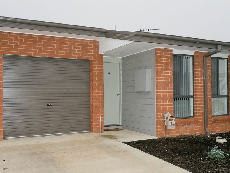 18 Stang Place, Macgregor ACT 2615