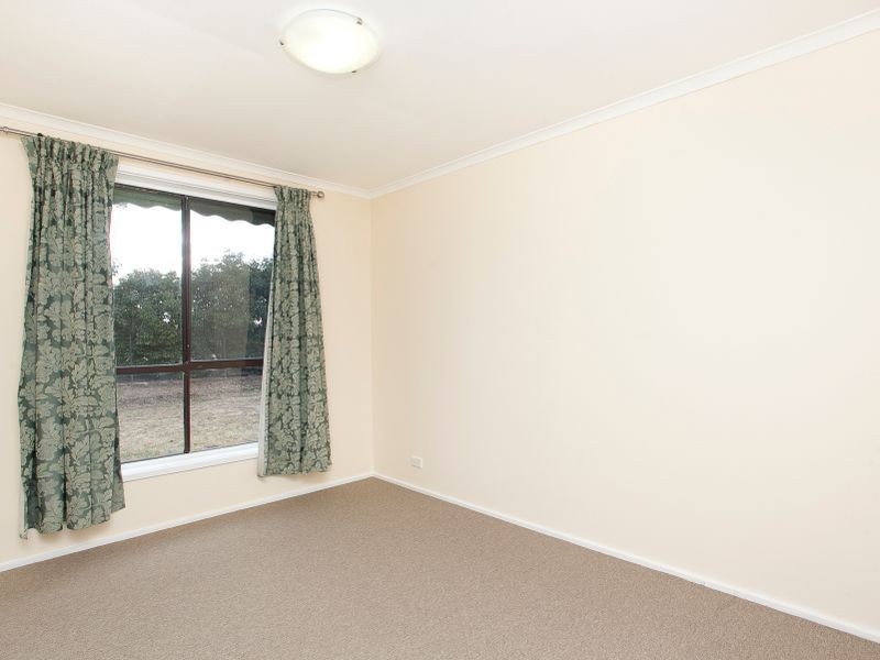 51 Beattie Crescent, Chisholm ACT 2905