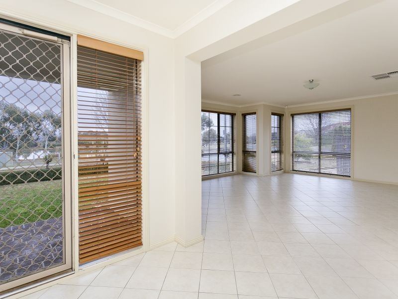 34 McGilvray Close, Gordon ACT 2906