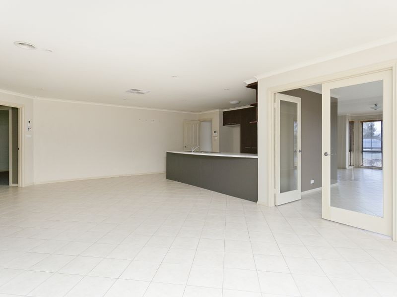 34 McGilvray Close, Gordon ACT 2906