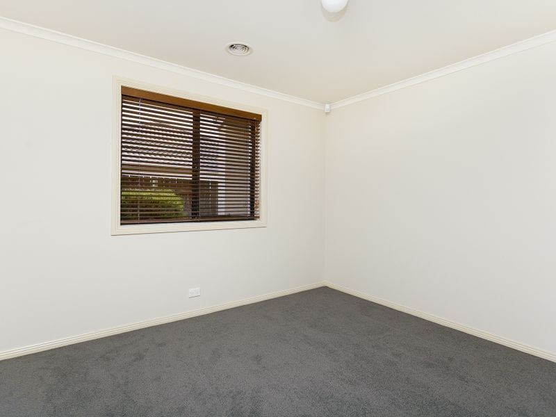 34 McGilvray Close, Gordon ACT 2906
