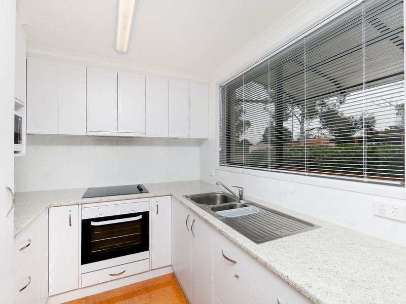 73 Livingston Avenue, Kambah ACT 2902