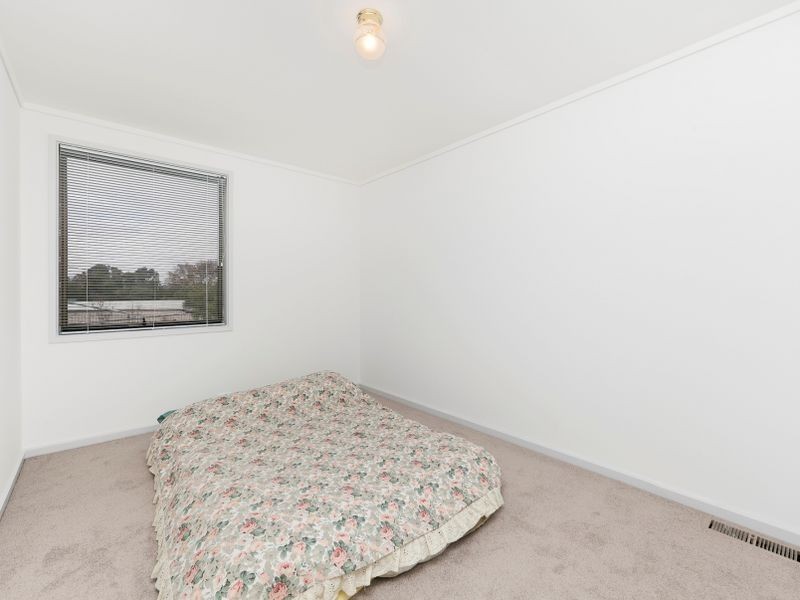 73 Livingston Avenue, Kambah ACT 2902