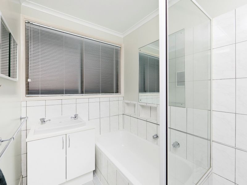 73 Livingston Avenue, Kambah ACT 2902