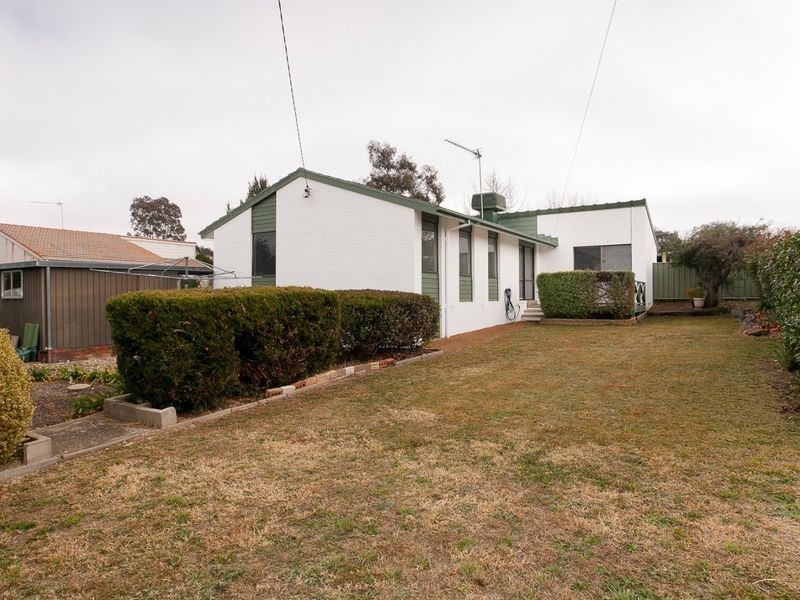 73 Livingston Avenue, Kambah ACT 2902